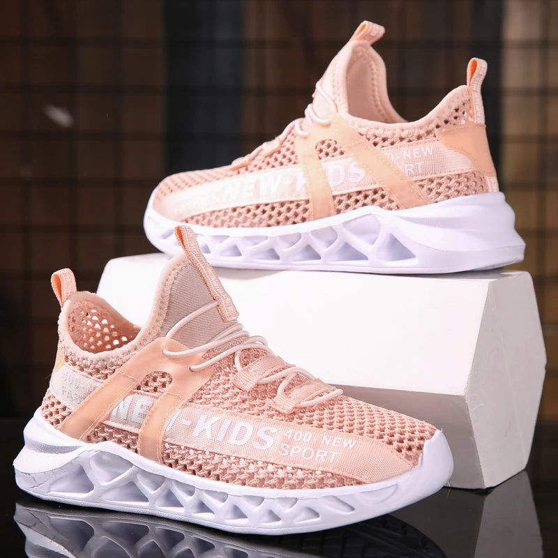 Girl or Boy Light Mesh Sumer Sneakers Shoes 4-6Yrs