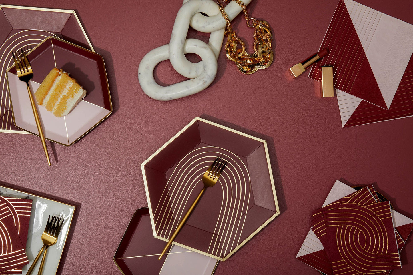 Bordeaux - Maroon Pink Colorblock Small Paper Plates