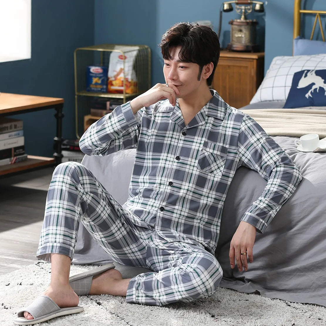 High Quality Autumn Pajamas Mens Milk Silk Sleepwear Long Sleeve 2 Pieces Pajama Set Men Casual Style