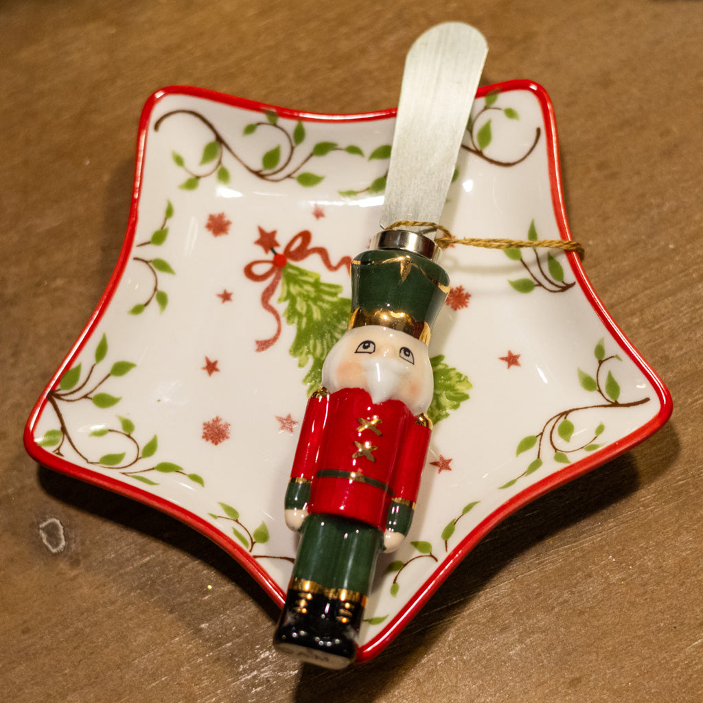 Red Jacket Ceramic Metal Nutcracker Spreader