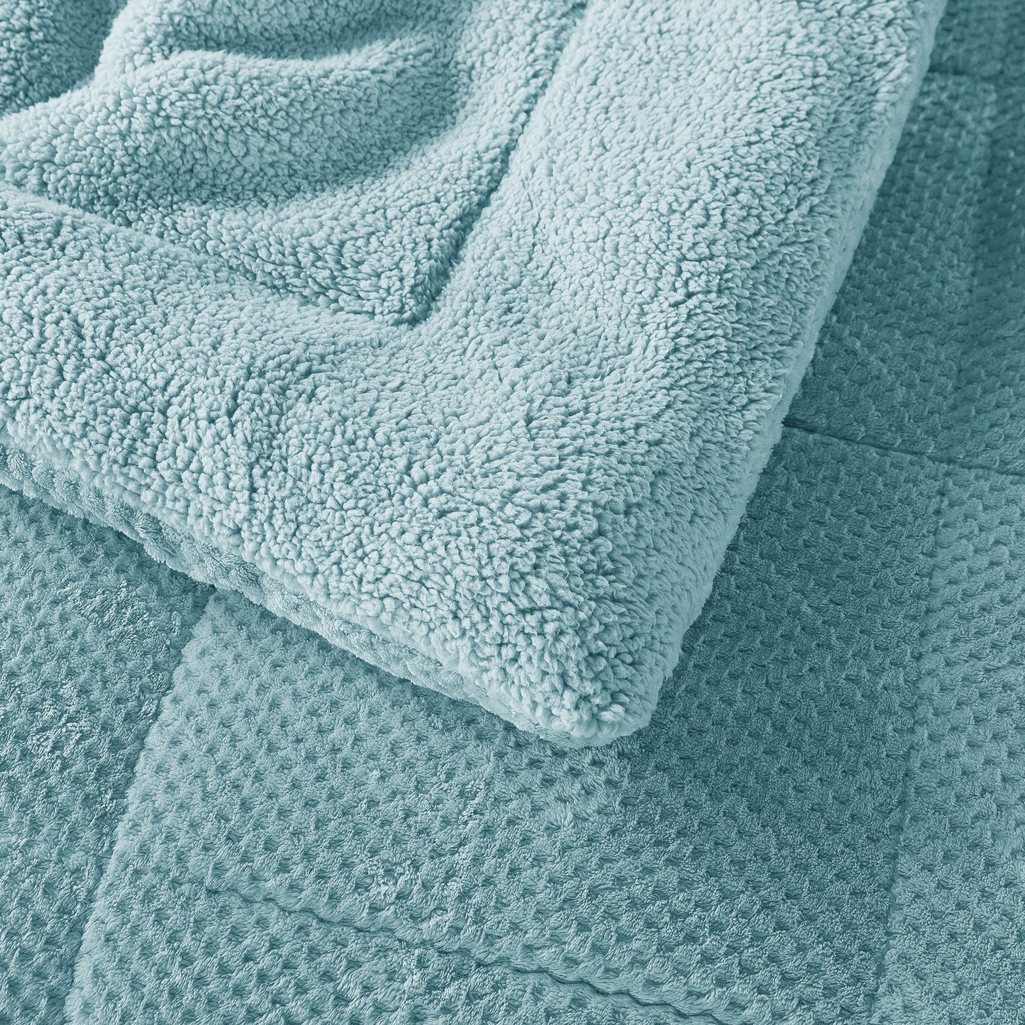 Ultra Soft All Season Reversible Plush Sherpa Lined Comforter, Twin, Queen, King
