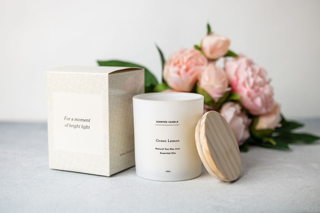 Sending Mom a Big Hug – Luxury Natural Spa Gift Box