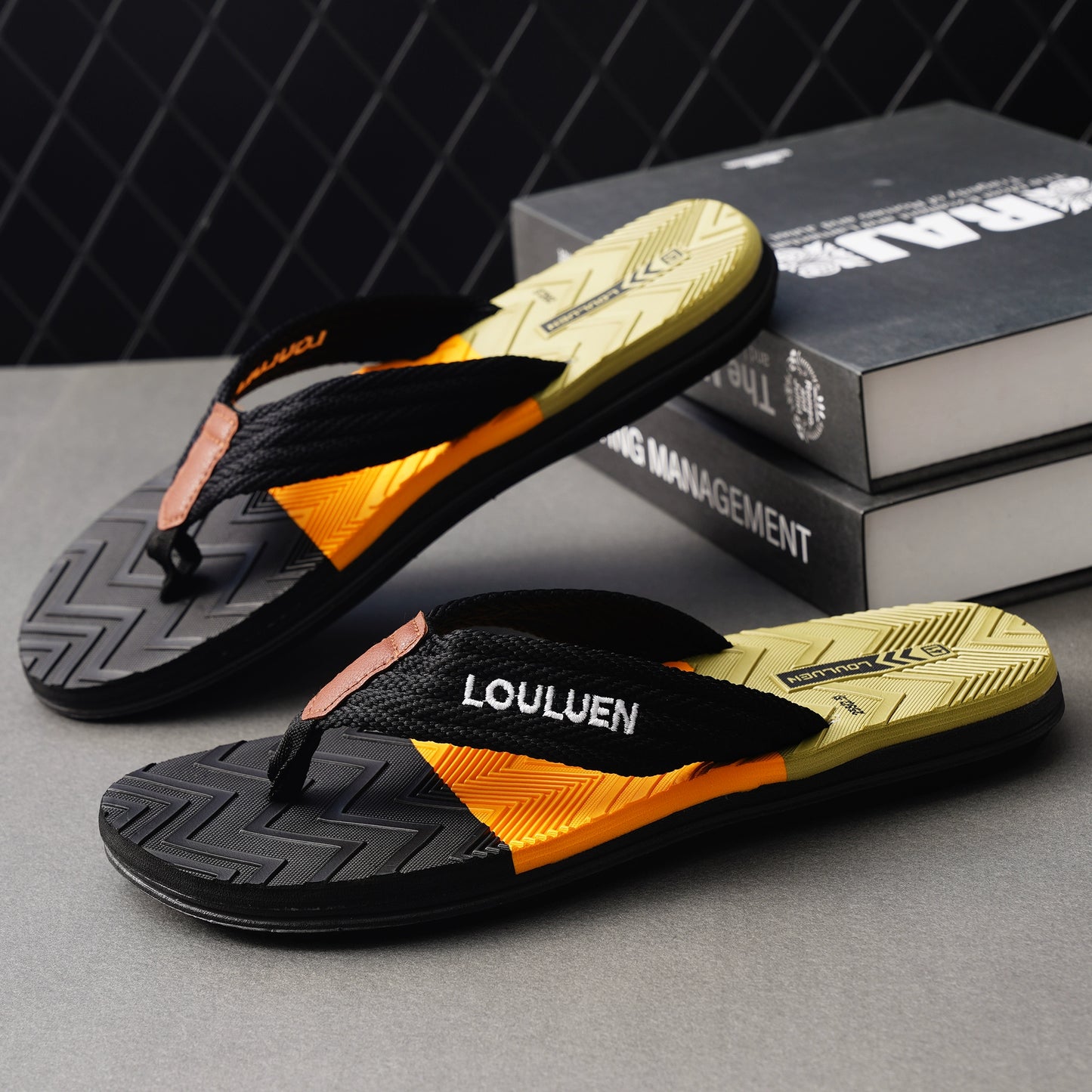 Men's Summer Flip Flops Non-Slip Resistant Outdoor