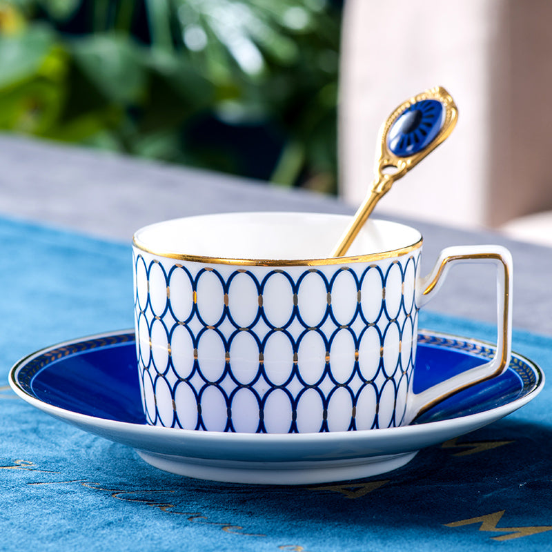 European-Style Elegant High-End Bone China Coffee Cup and Saucer Ceramic Gold Rim British Retro Style