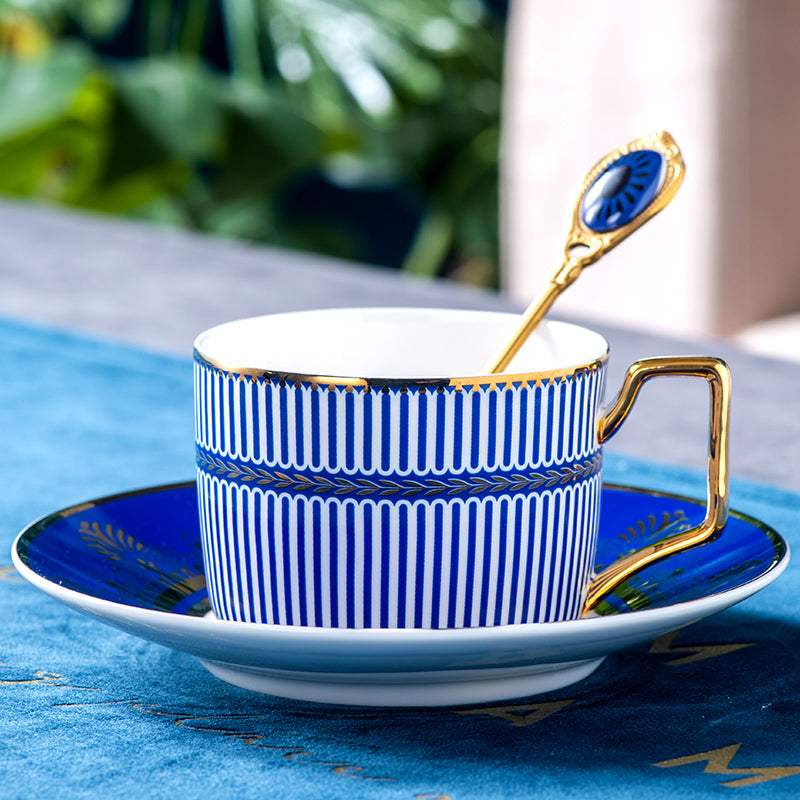 European-Style Elegant High-End Bone China Coffee Cup and Saucer Ceramic Gold Rim British Retro Style