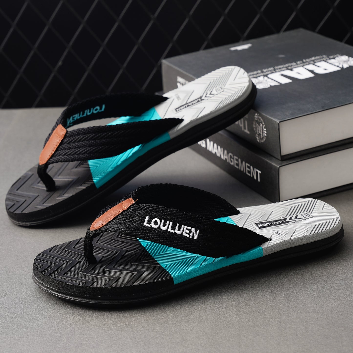 Men's Summer Flip Flops Non-Slip Resistant Outdoor