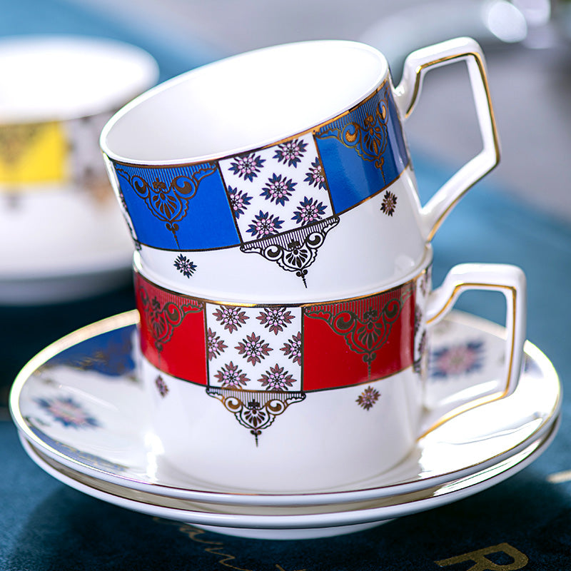 European-Style Elegant High-End Bone China Coffee Cup and Saucer Ceramic Gold Rim British Retro Style