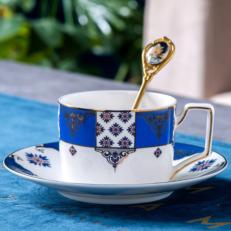 European-Style Elegant High-End Bone China Coffee Cup and Saucer Ceramic Gold Rim British Retro Style