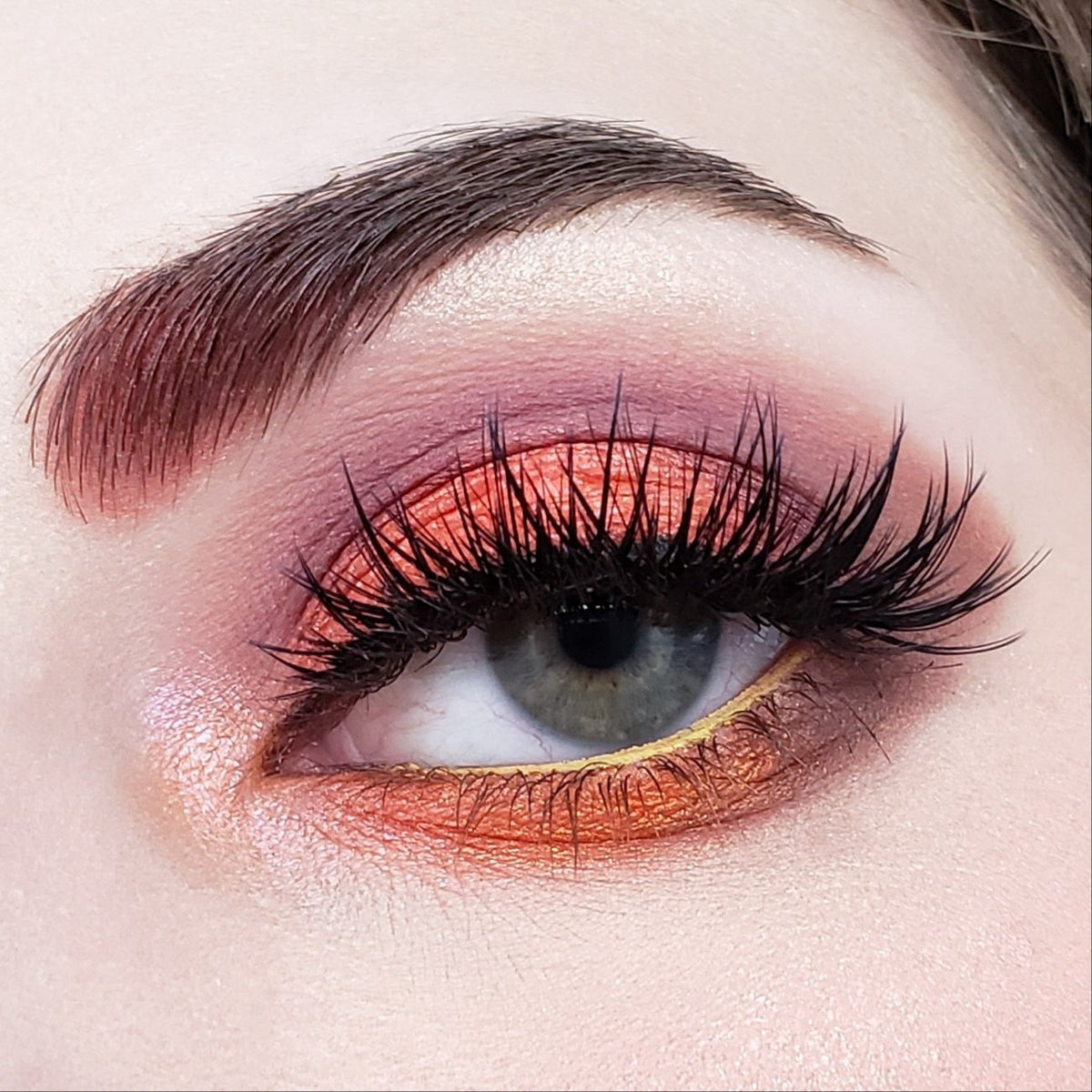 GOLDEN PEACH EYESHADOW PALETTE CP15