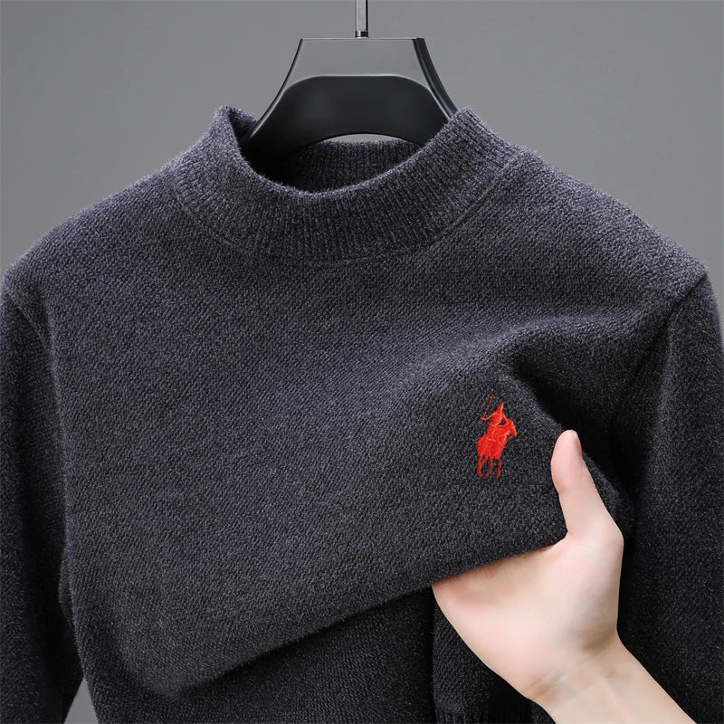 Men's Round Neck Think Knitted Pullover Winter Sweater