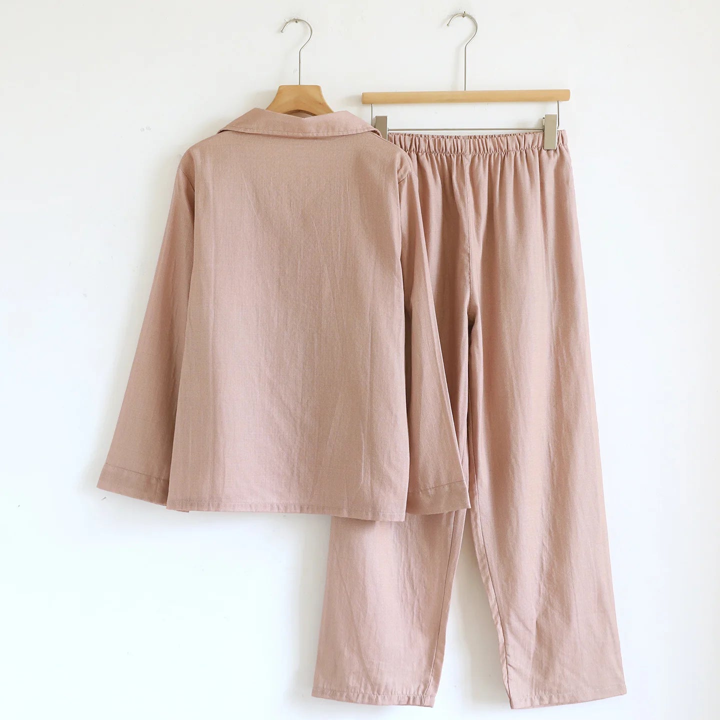 Comfortable Cotton Couples Pajamas Set for Autumn Color Woven Loose Long Sleeved Pants