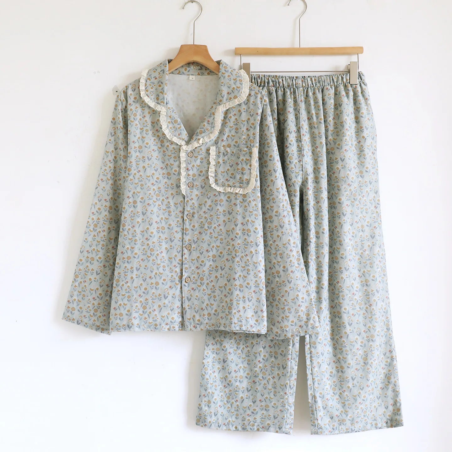 Autumn Spring Light Floral Printed Loose Comfortable Plus Size Sleepwear Women