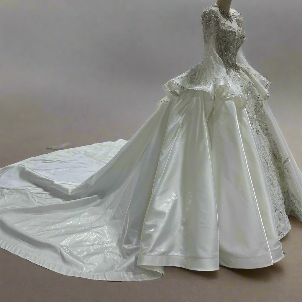 Charming Wedding Beading O-Neck Satin Bridal Dress Gowns Ruffles Long Sleeves