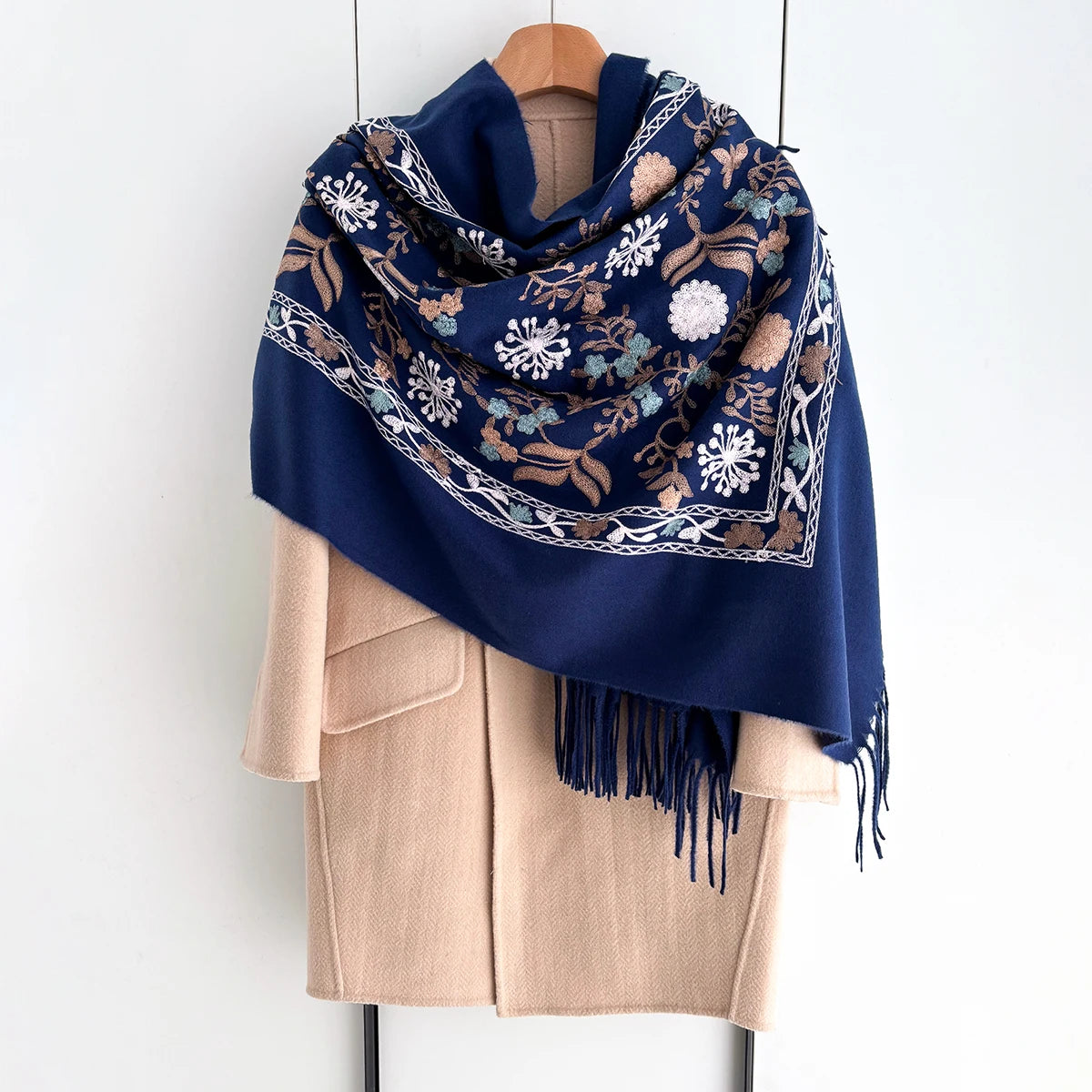 Many Colors Floral Warm Scarf For Women 70*210cm Luxury Faux Cashmere Shawl Winter Thick Pashmina Tassels Poncho Elegant Wrap