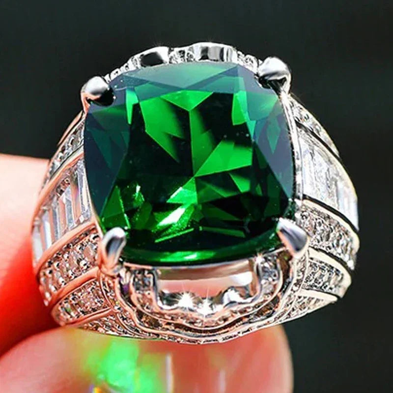 Women's Luxury Emerald Cubic Zirconia Jewelry Ring