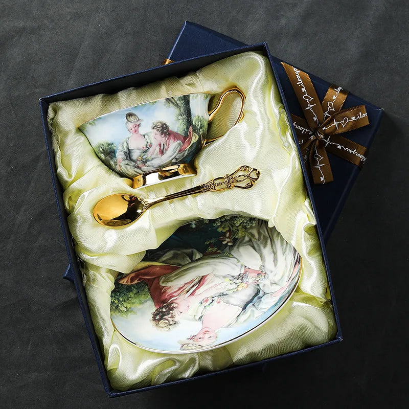 European Royal Palace Bone China Coffee Mug Luxury Porcelain Tea Set Ceramic Tea Cups with Saucer Spoon Drinkware Coffeeware