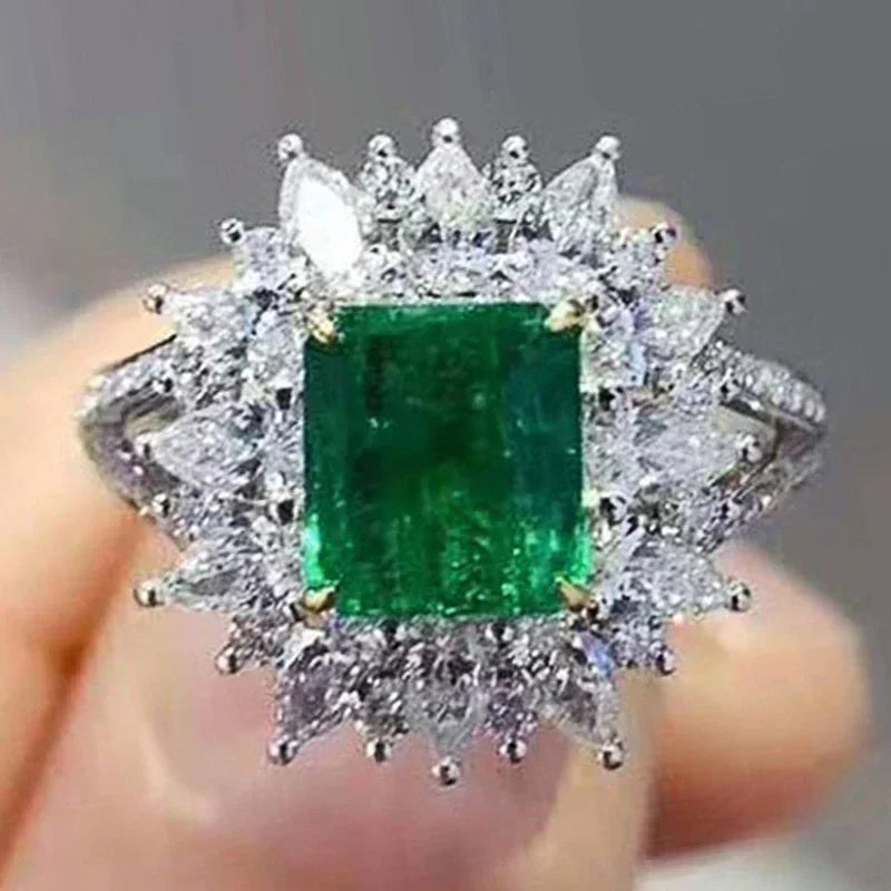 Women's Luxury Emerald Cubic Zirconia Jewelry Ring