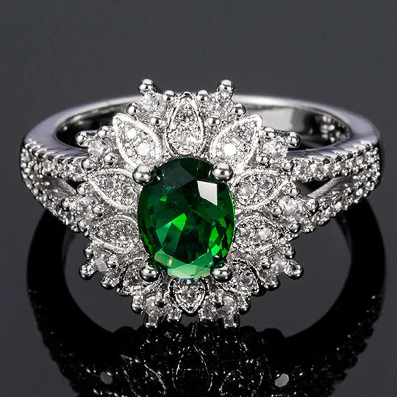 Women's Luxury Emerald Cubic Zirconia Jewelry Ring