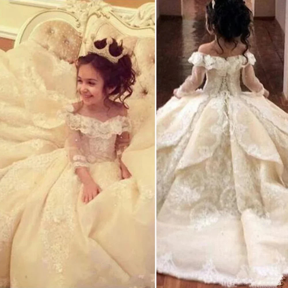 Elegant Toddler Full Sleeves Princes Gown Lace Flower Girl Dresses Sheer Flower Girl First Communion Princess Pageant