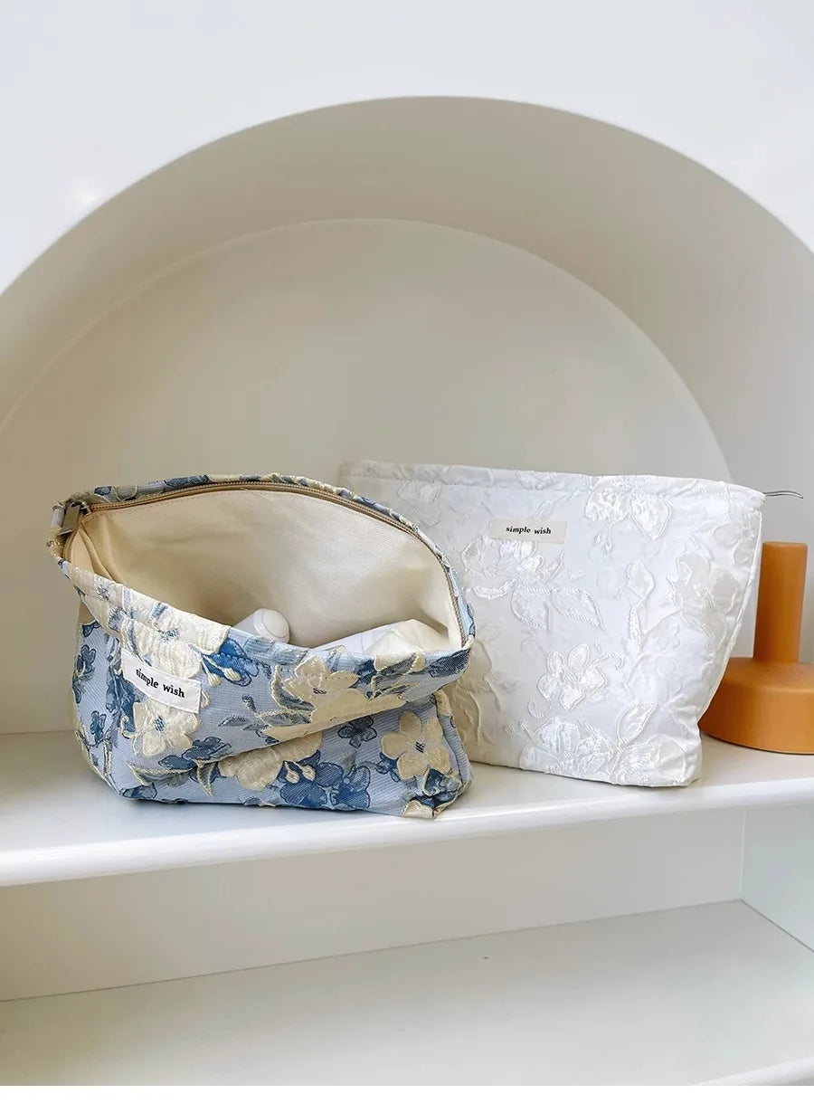 Fashion Floral Print Zipper Cosmetic Bag Travel Essentials Organizer Makeup Toiletry Pouch Portable Women's Makeup Bag