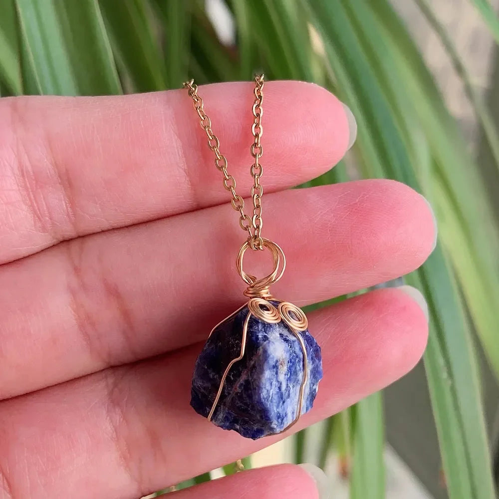 Natural Stone Pendant Necklace Small Rock Quartz Pendulum Amethysts Citrines Fluorite Pink Crystal Necklace for Women Healing