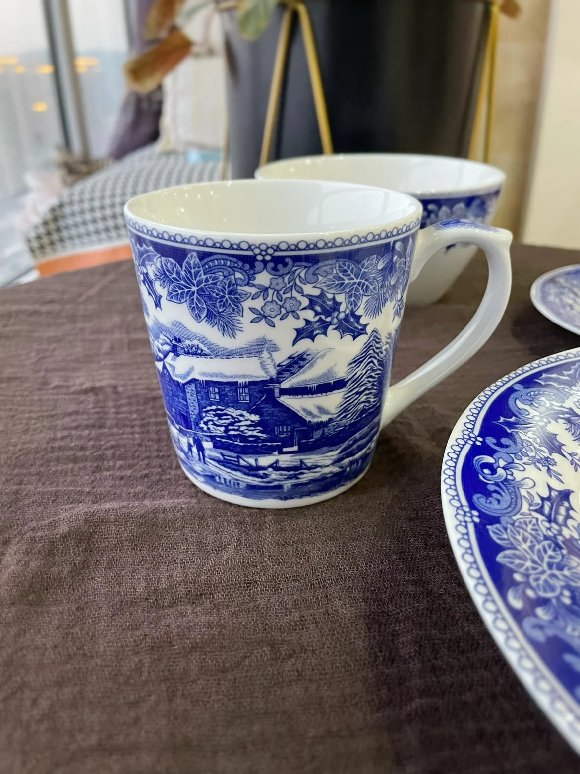 American country style winter snow scenery, glazed color steak, pasta, dinner plate, afternoon tea, coffee cup, plate
