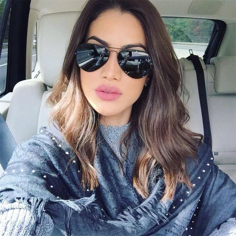 Unisex Gold Gradient Metal Pilot Sunglasses
