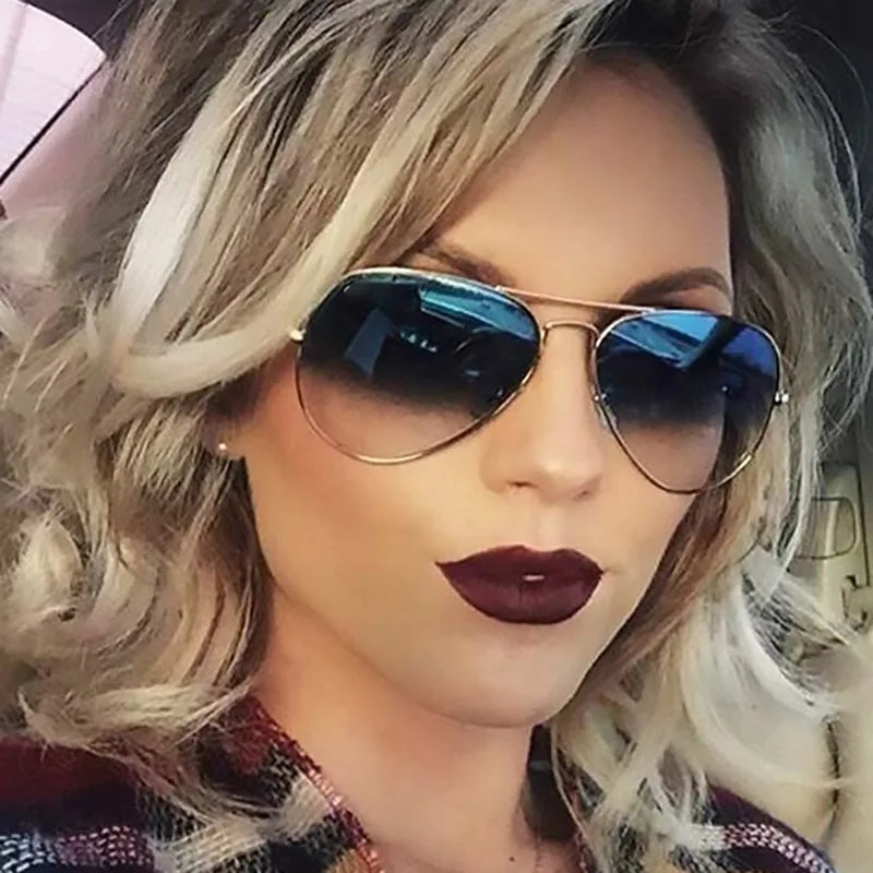 Unisex Gold Gradient Metal Pilot Sunglasses