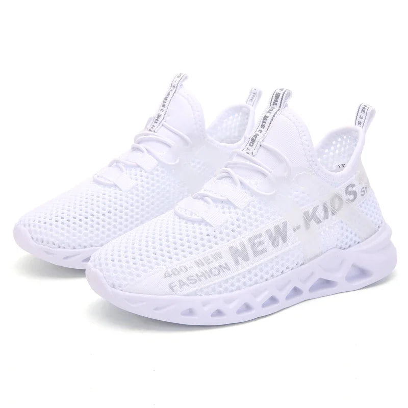 Girl or Boy Light Mesh Sumer Sneakers Shoes 4-6Yrs