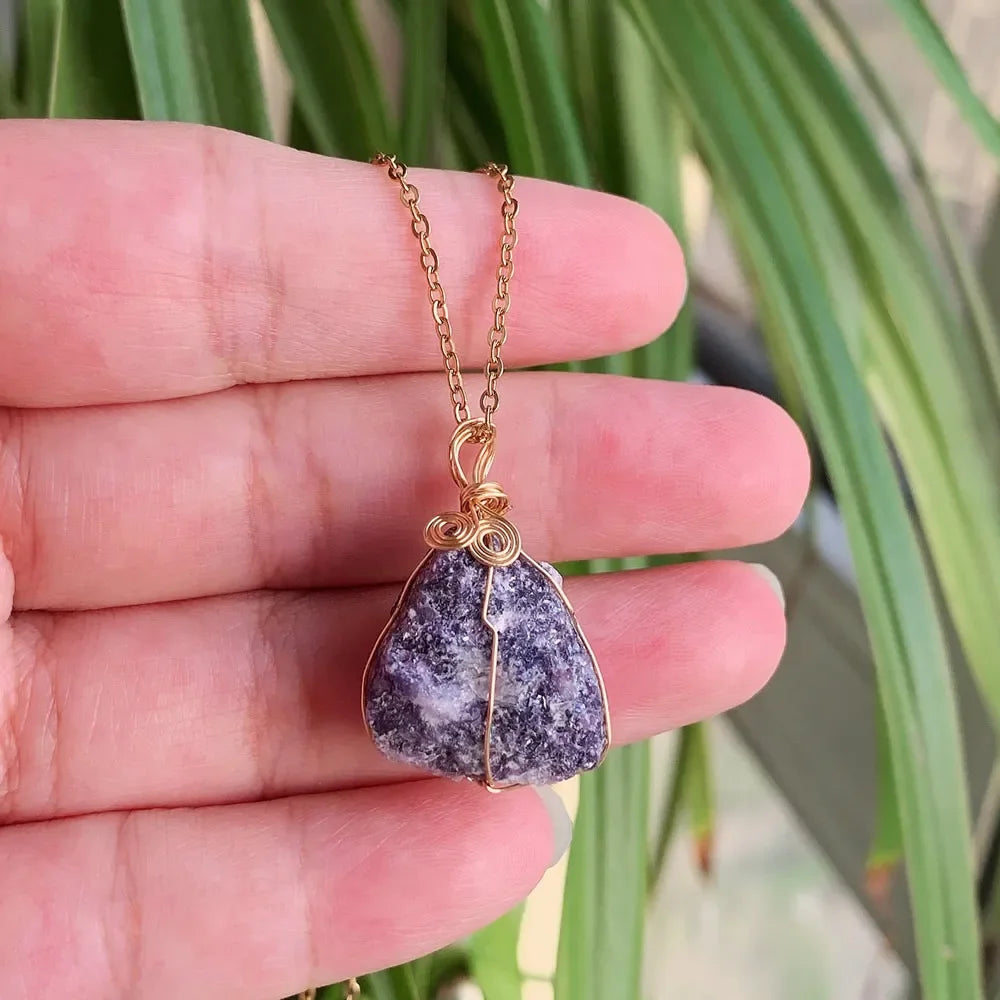 Natural Stone Pendant Necklace Small Rock Quartz Pendulum Amethysts Citrines Fluorite Pink Crystal Necklace for Women Healing