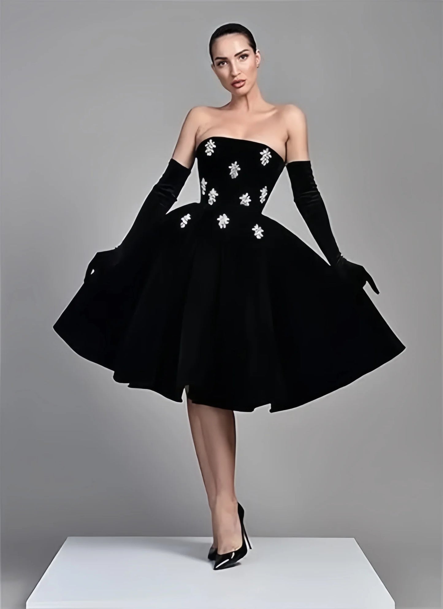 Dark Red Velvet Midi Prom Dresses A-Line Strapless Crystals Pleated Velour Knee Length Formal Party Dresses