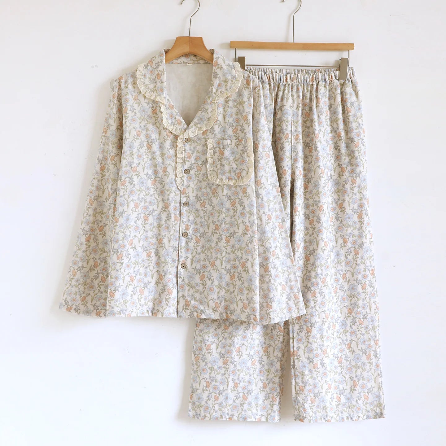 Autumn Spring Light Floral Printed Loose Comfortable Plus Size Sleepwear Women