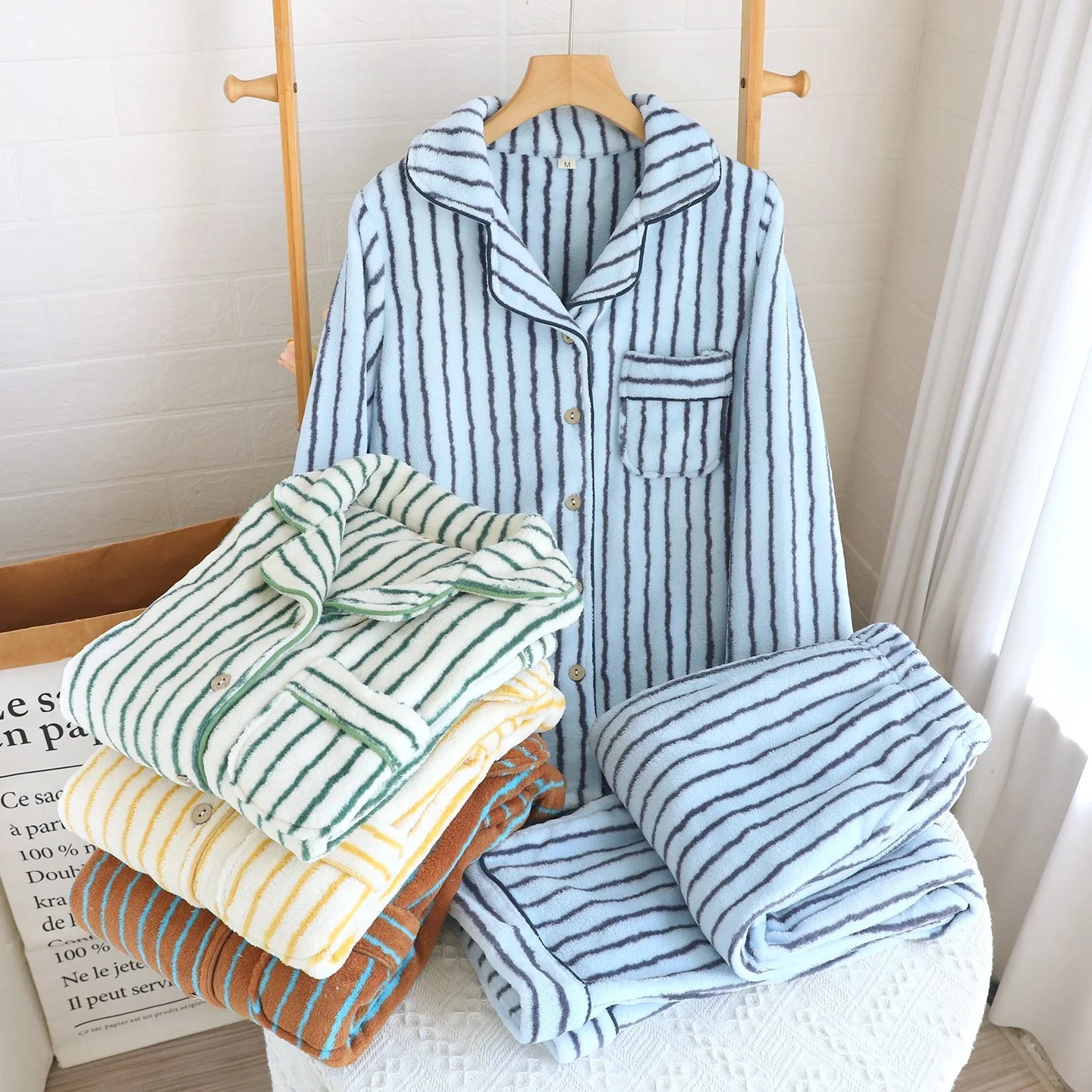 Unisex Winter Plush Couple Flannel Pajamas 2 Piece Set Warm and Soft Home Nightwear Clothes