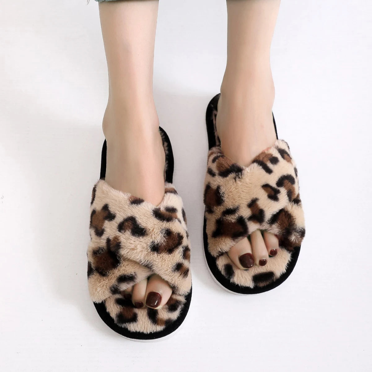 Warm EVA Winter Women's Leopard Print Slippers Plush Fur Slides Flip Flops Indoor