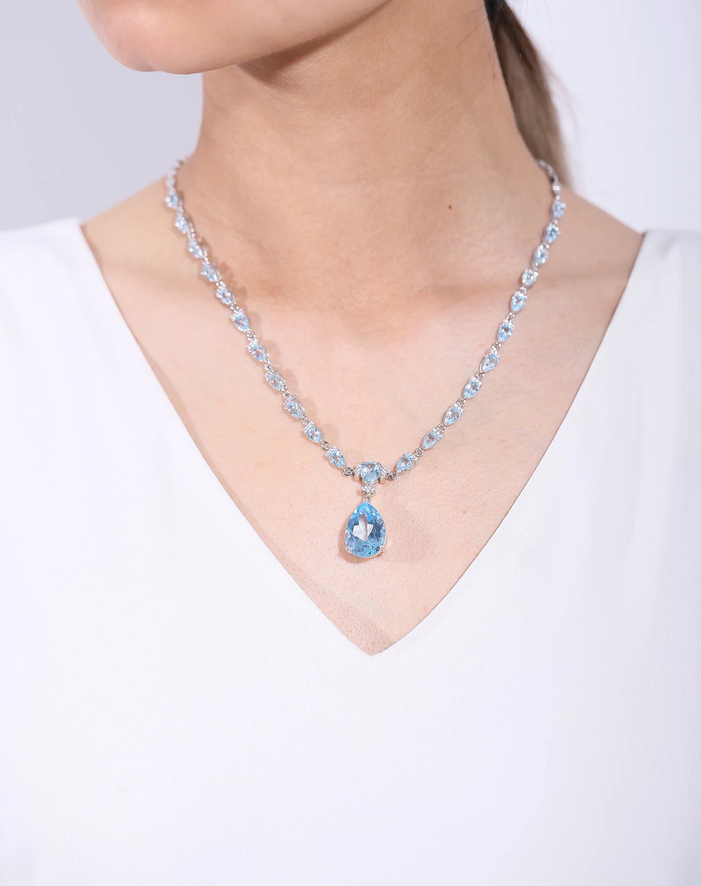 GEM'S BALLET Birthstone Necklace Natural Sky Blue Topaz 925 Sterling Silver