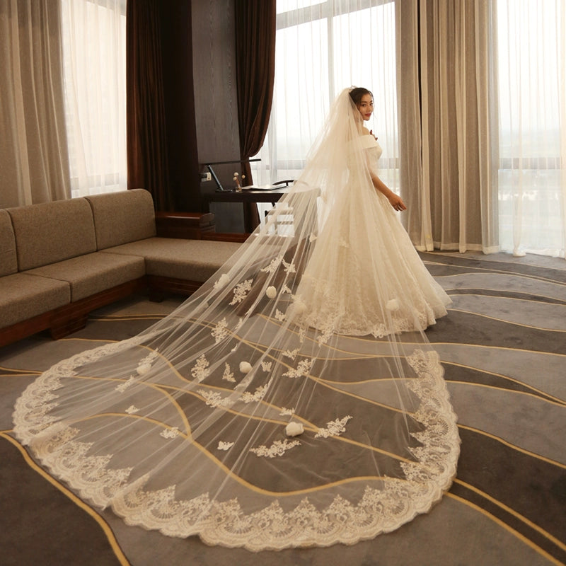 Super Long Tail White Lace Premium Wedding Veil