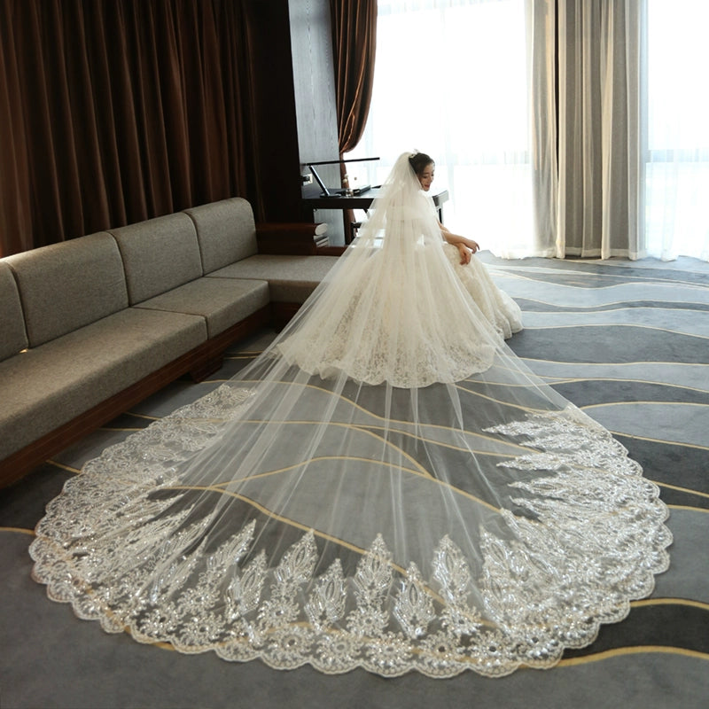 Super Long Tail White Lace Premium Wedding Veil