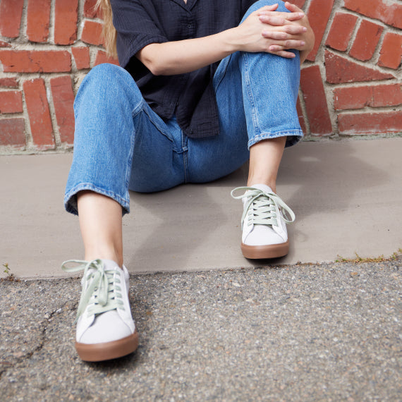 Vita Women's Lace-Up Shoe