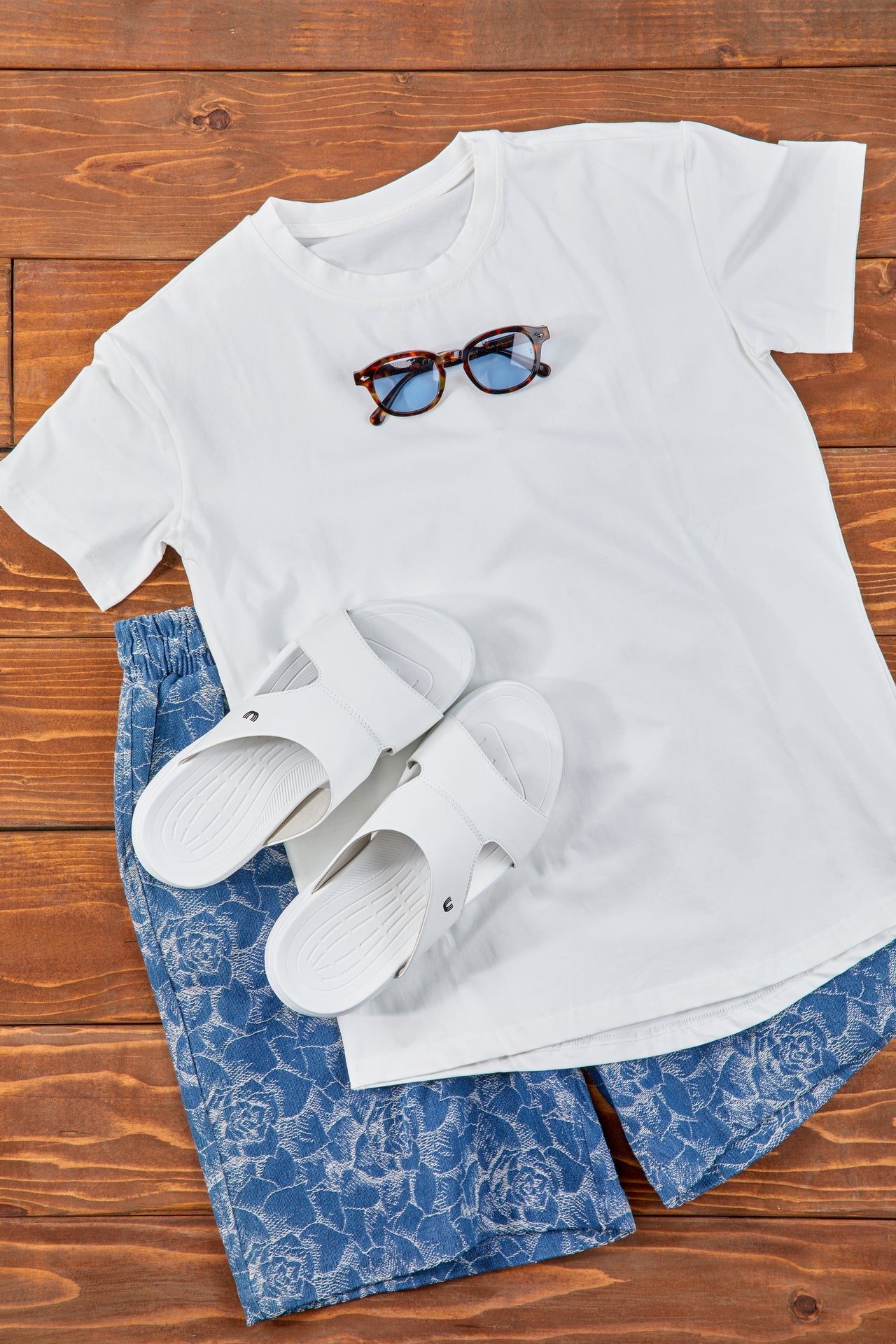 CALTO - X1656 - 2 Inches Taller (White/Grainy White)