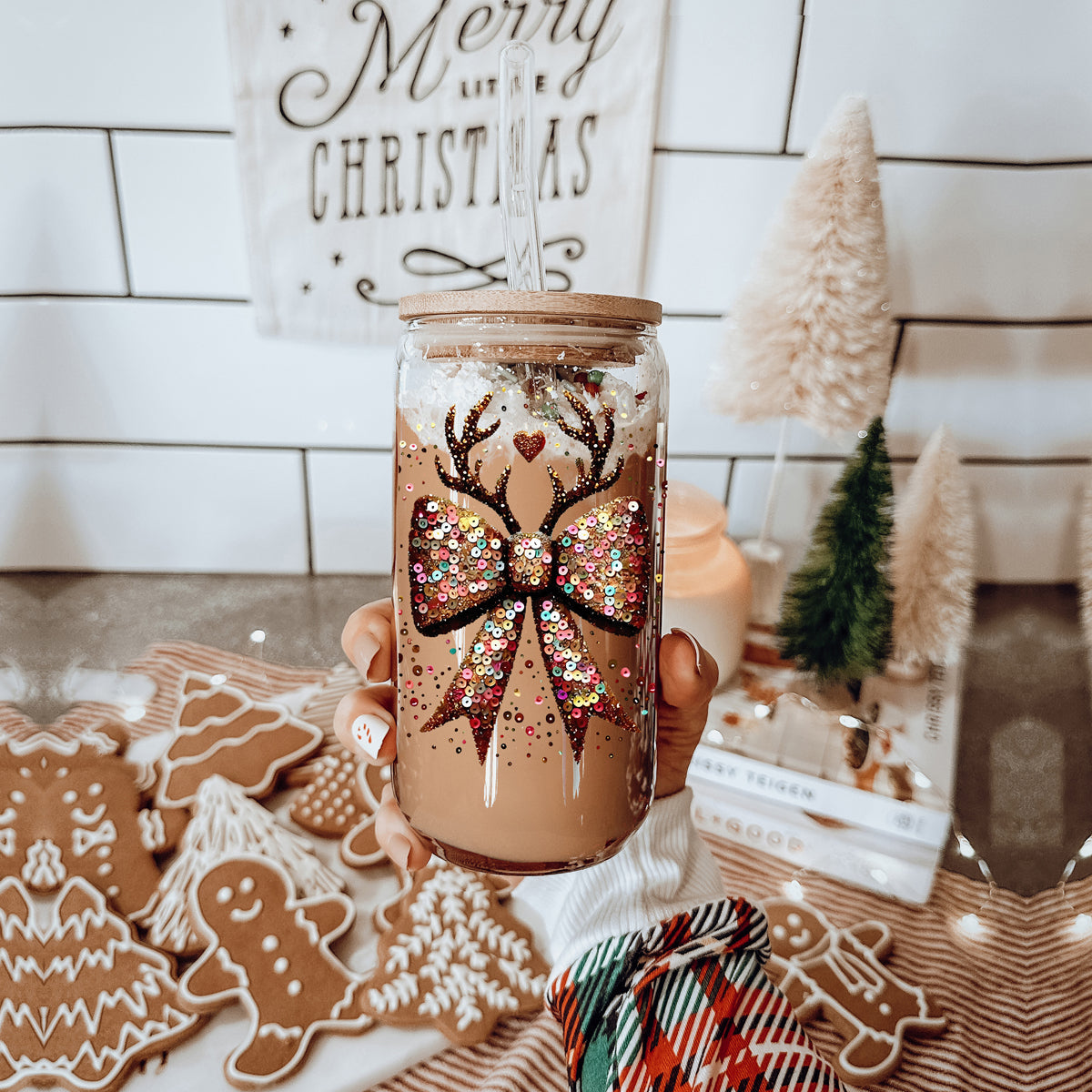 Sequin Bow Antlers 17oz
