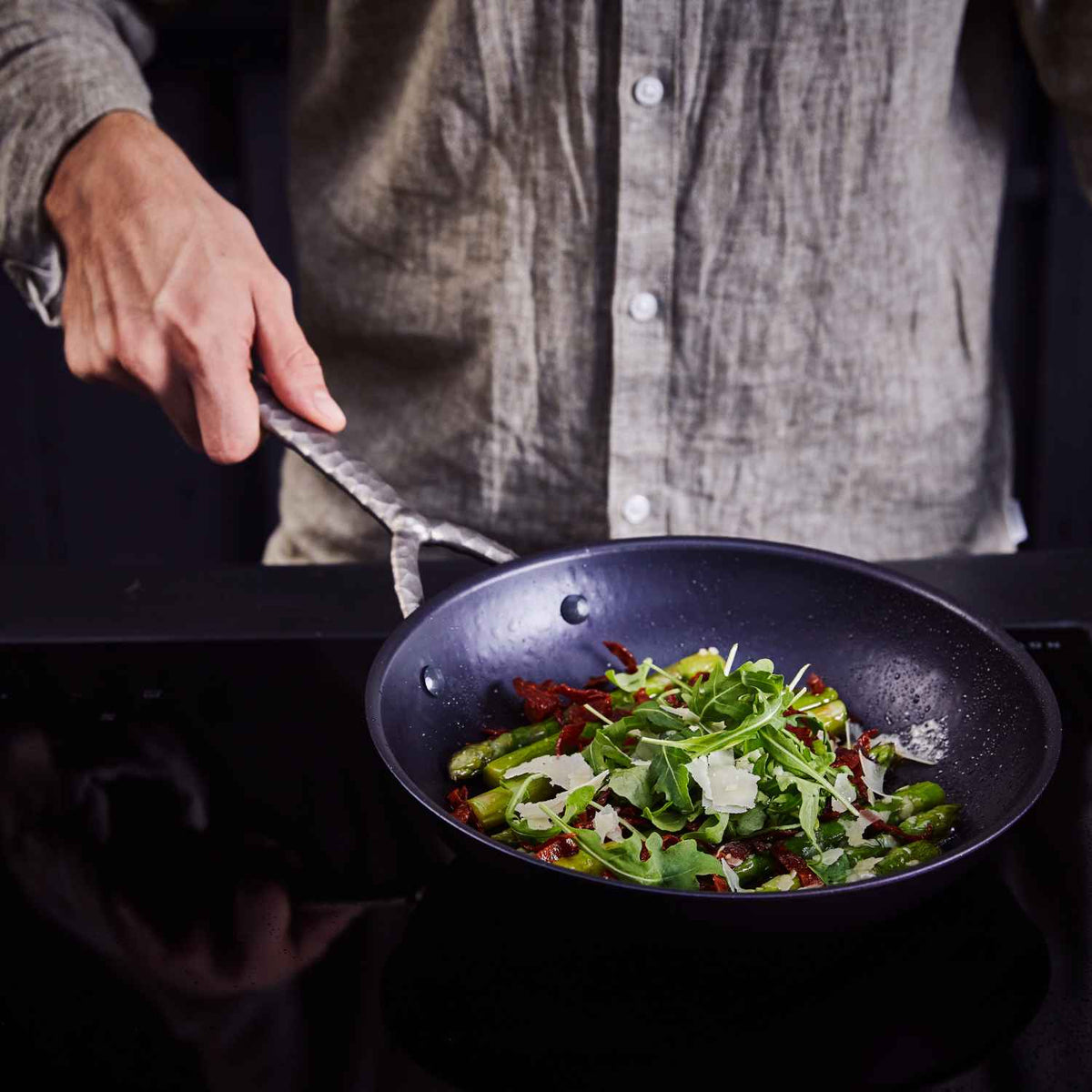 Hammered Carbon Steel Frying Pan
