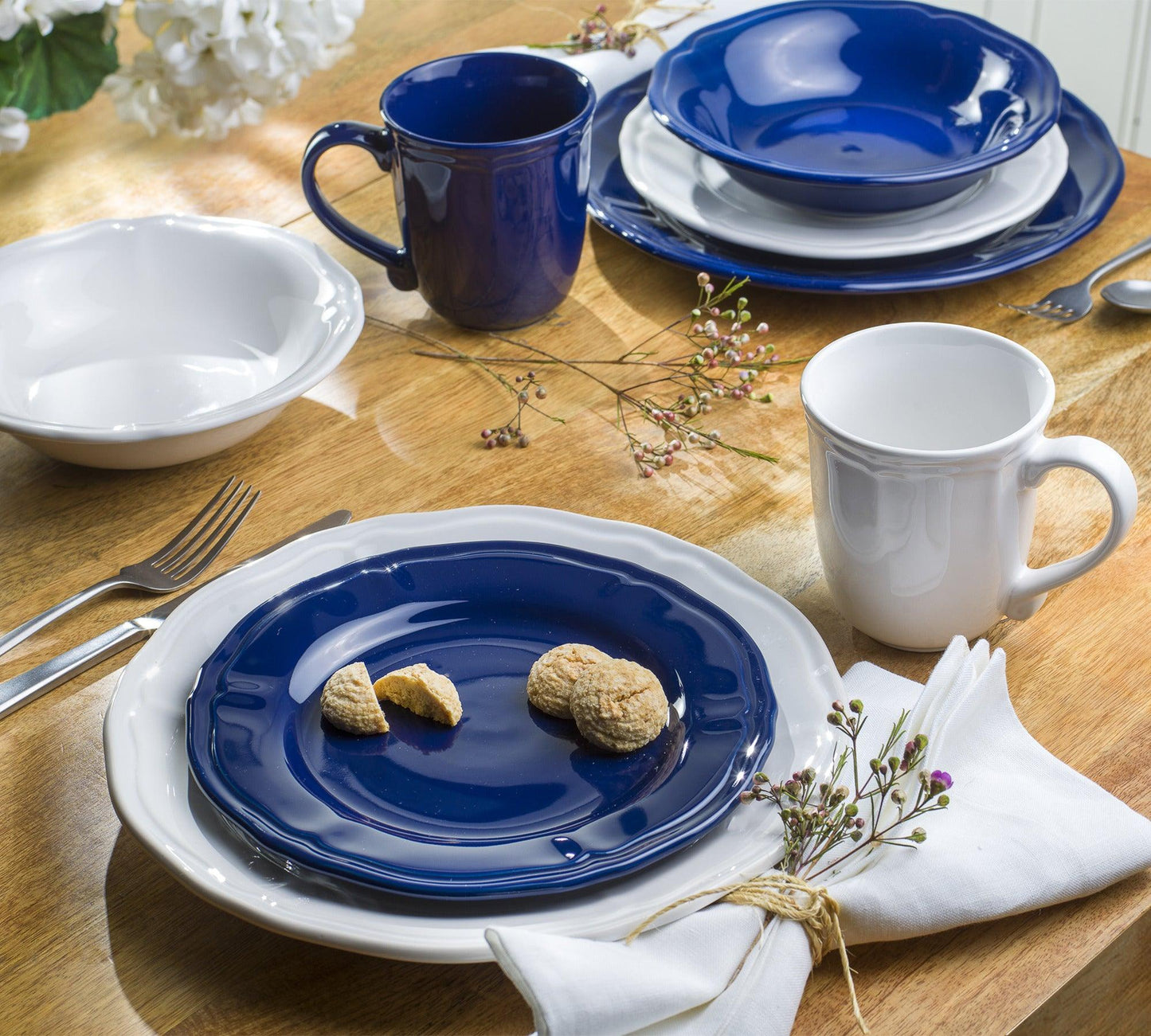 Siena 16 Piece  Stoneware Dinnerware Set , Service for 4 , Cobalt Blue