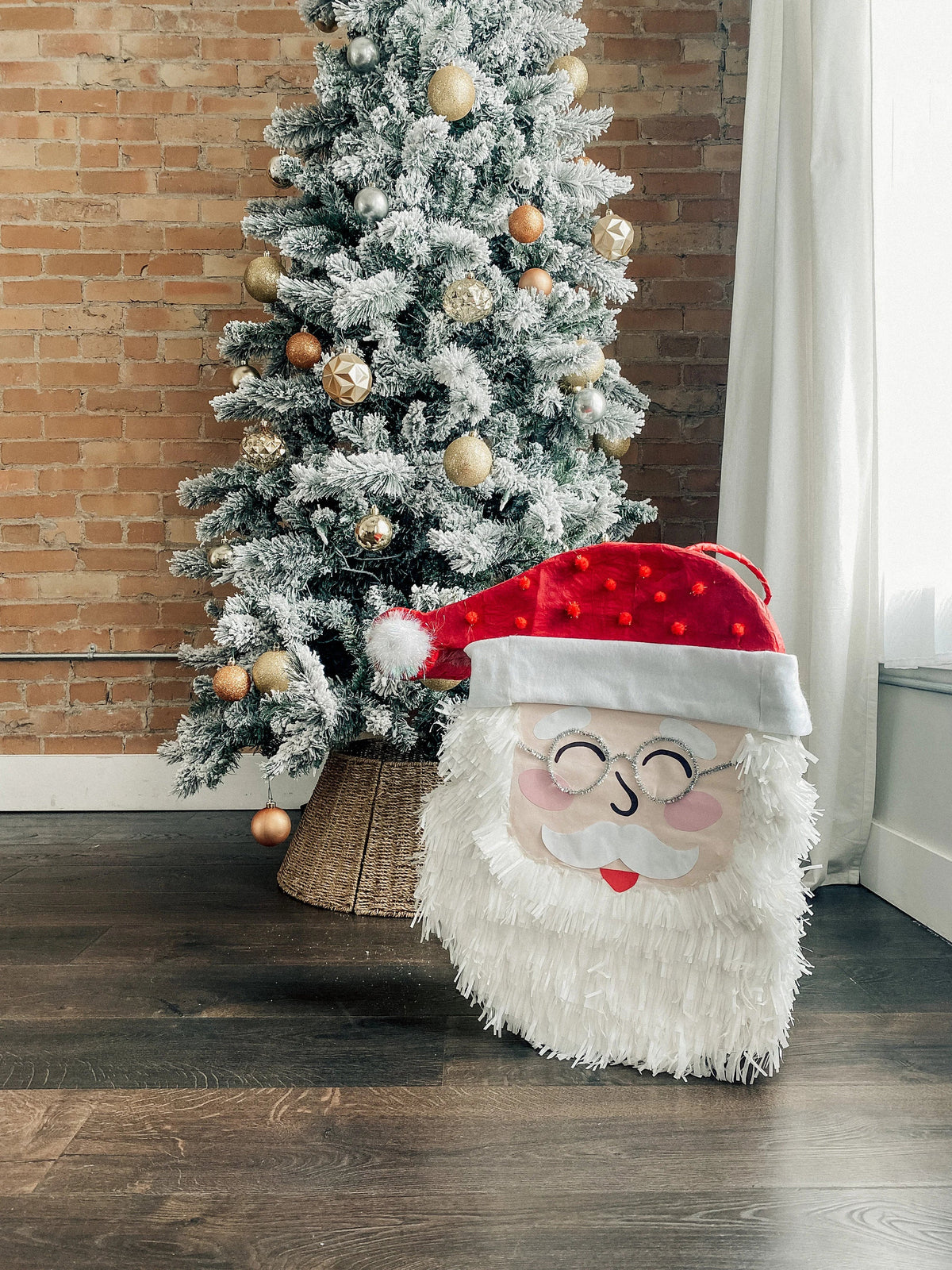 🎅 Santa Claus Piñata – Handmade 22” Christmas Party Decoration & Candy Holder