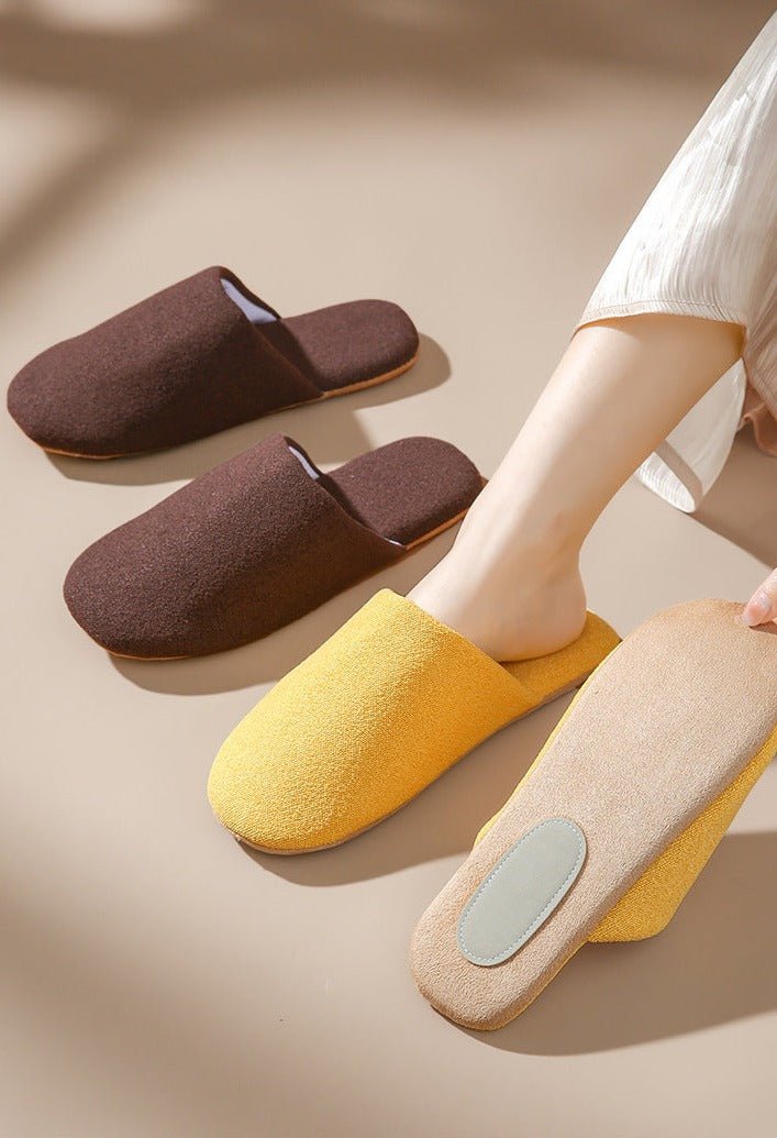 Modern House Slipper / White