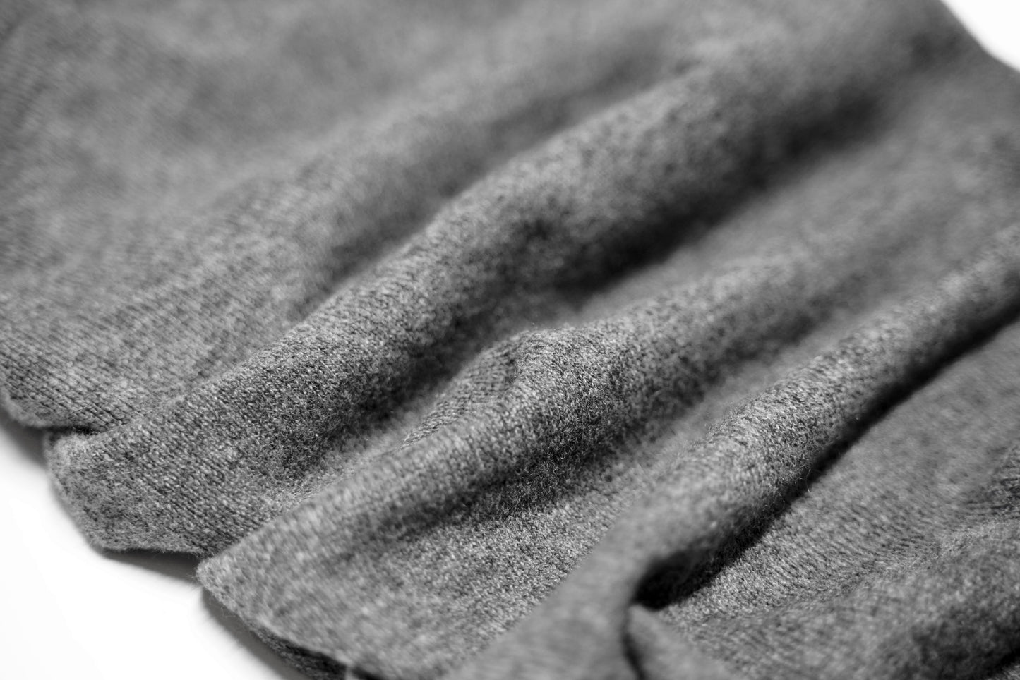 tittimitti® 100% Cashmere Knitted Neck Gaiter Warmer Loop Scarf for Men and Women