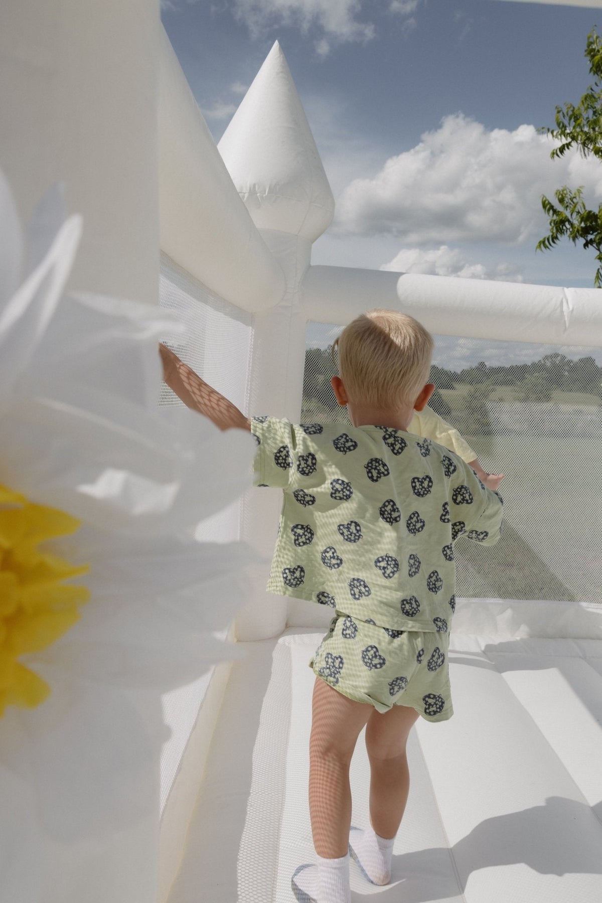 Pretzel Short Sleeve Play Set