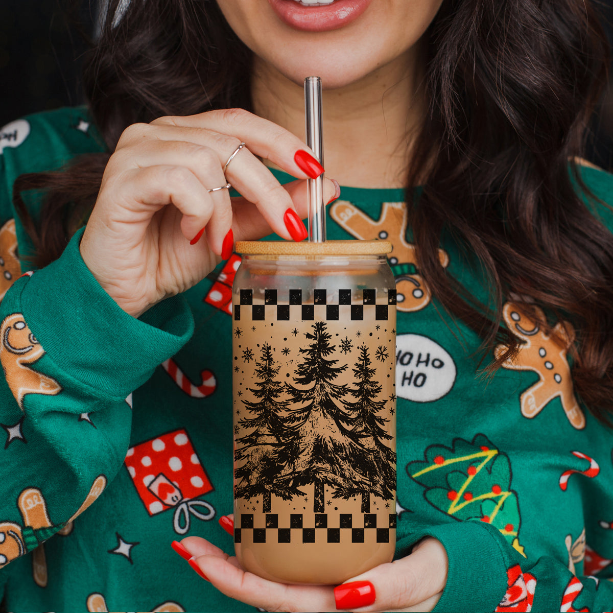 Retro Christmas Tree 17oz