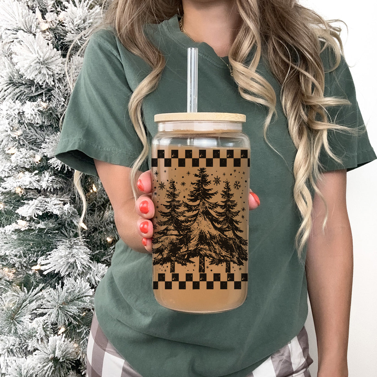 Retro Christmas Tree 17oz