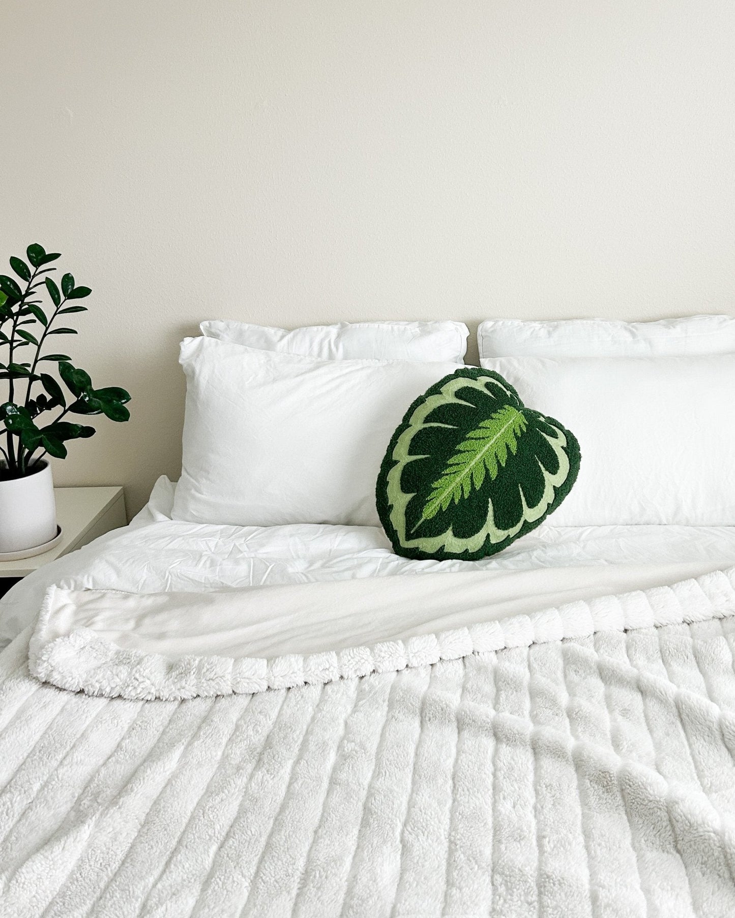 Tufted Calathea Medallion Leaf Decor Pillow