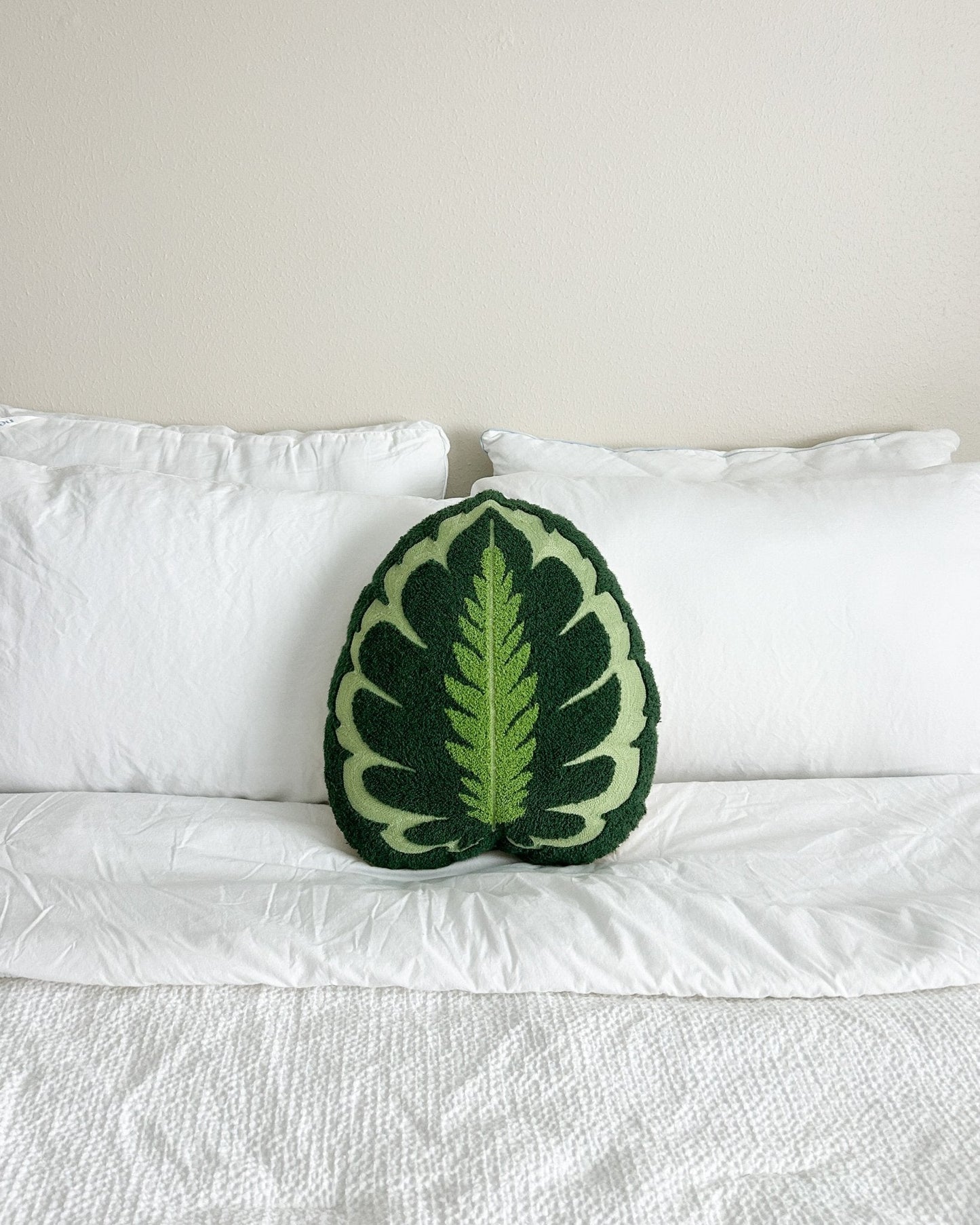 Tufted Calathea Medallion Leaf Decor Pillow